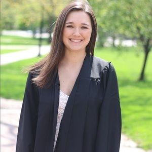 Meet your Posher, Claire